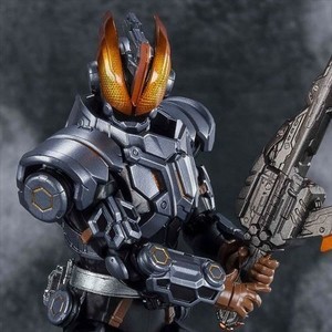 『仮面ライダーセイバー』最強の子育て王「仮面ライダーバスター」が立体化