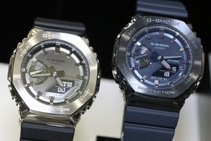 G-SHOCK×GUNDAM、『逆襲のシャア』からアムロをイメージした特別モデル