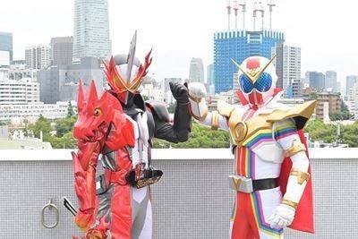 仮面ライダーセイバー ゼンカイジャー 美 少年のコラボが実現 全力坂に登場 マイナビニュース