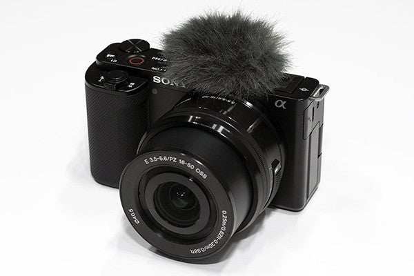 ソニー、レンズ交換できる新Vlogカメラ「ZV-E10」。約7.8万円 | マイ