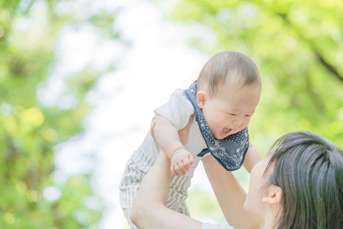 赤ちゃんの日焼け止めを選ぶポイントと正しい塗り方 落とし方とは 助産師が解説 マイナビニュース