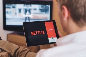 Netflix(ネットフリックス)の料金プラン変更方法|日割り可かや反映日も解説