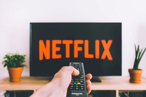Netflixの支払い方法 - トラブル対処法や変更方法、お得な料金プランも紹介