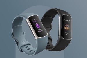 Fitbit「Charge 5」発表、AMOLEDで常時表示対応、ストレス状態を知る新機能など