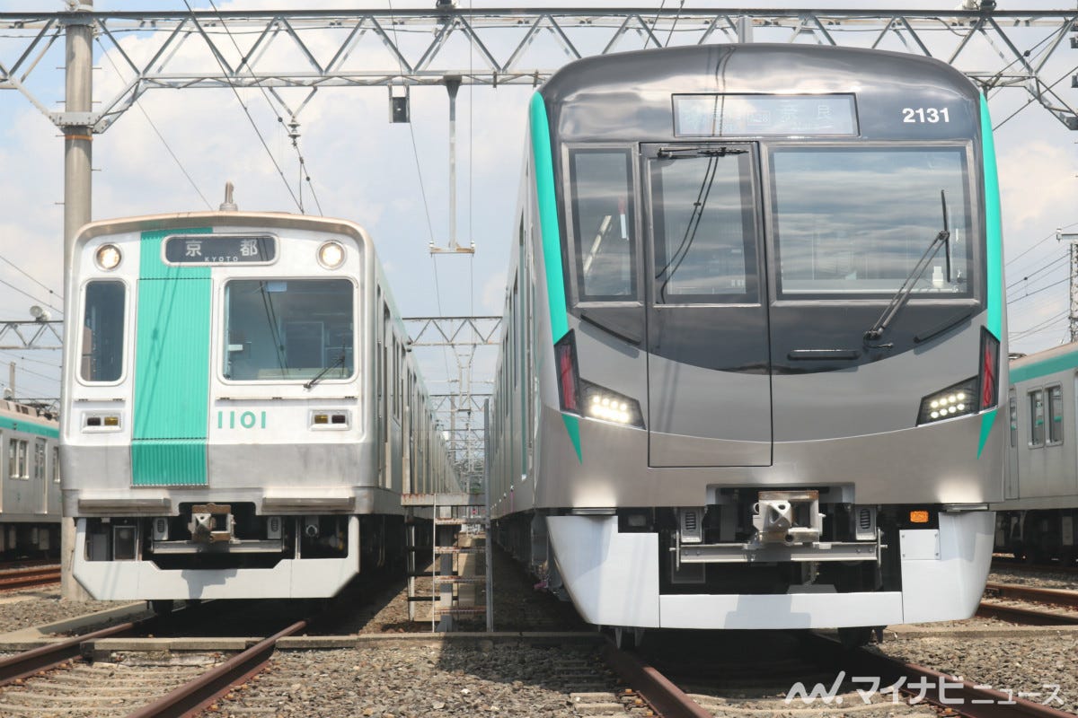 京都市営地下鉄烏丸線の新型車両20系、屋外で撮影会 - 10系と並ぶ - マイナビニュース