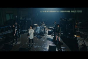 乃木坂46、“乃木團”以来のバンド編成曲「泥だらけ」MV公開