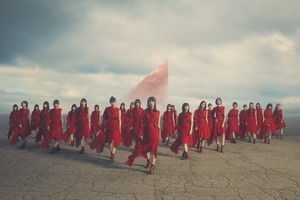 櫻坂46「流れ弾」ジャケ写5種公開「彼女たちが革命そのものである」