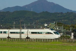 小田急電鉄「ゼロカーボン ロマンスカー」VSEが対象、10月から運行