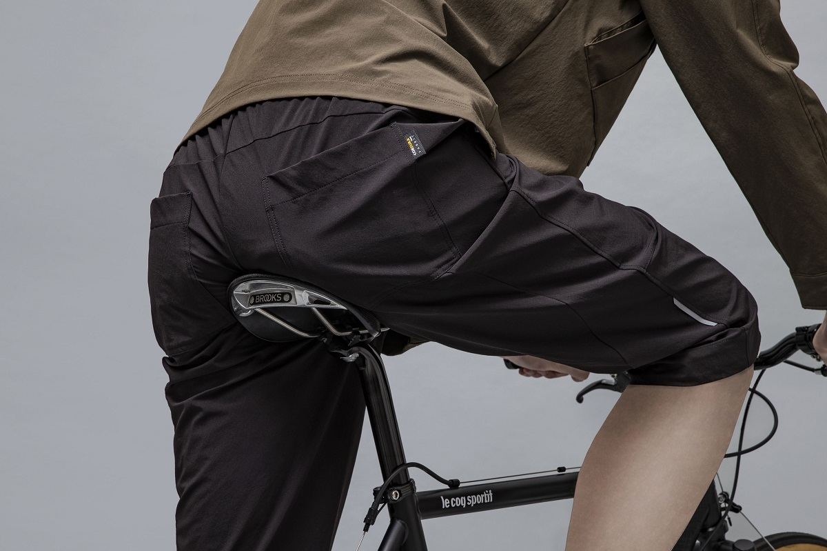 ルコックスポルティフ「GLAMBIKE COLLECTION」から、パッドの取り外しができるサイクリングパンツ「CORDURA®デタッチャブルフィッタブルパンツ」登場