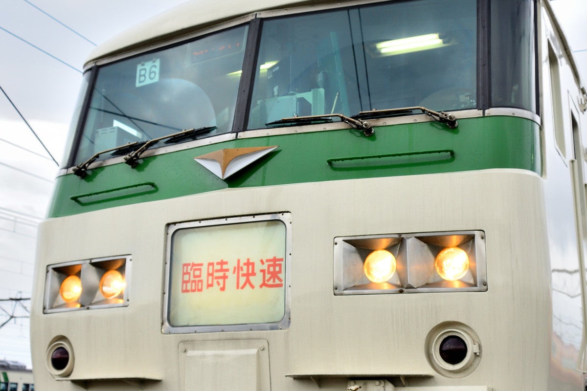 JR東日本「ちばトレインフェスティバル」185系＆E257系が両国駅 