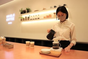 「ユニクロ 銀座店」が刷新! 初のカフェ「ユニクロコーヒー」に行ってきた