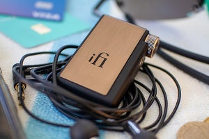 iFi audio、主要Bluetoothコーデックを網羅した小型レシーバ。3万円弱