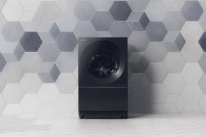 パナソニック、すっきりデザインのドラム式洗濯乾燥機「Cuble」に新色ブラック
