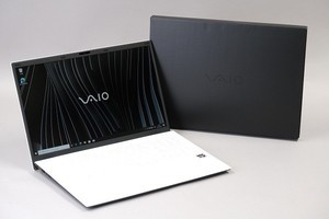 約8万円で“しっかりVAIO”なおうちノートPC「VAIO FL15」をレビュー