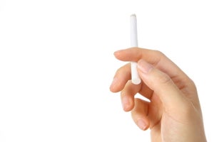 たばこを1日1箱以上吸う人に聞いた、たばこ代の平均額は月いくら?