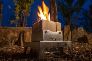 【誰でも簡単】ホームセンターで買える木材で「焚き火」を楽しめるギア発売