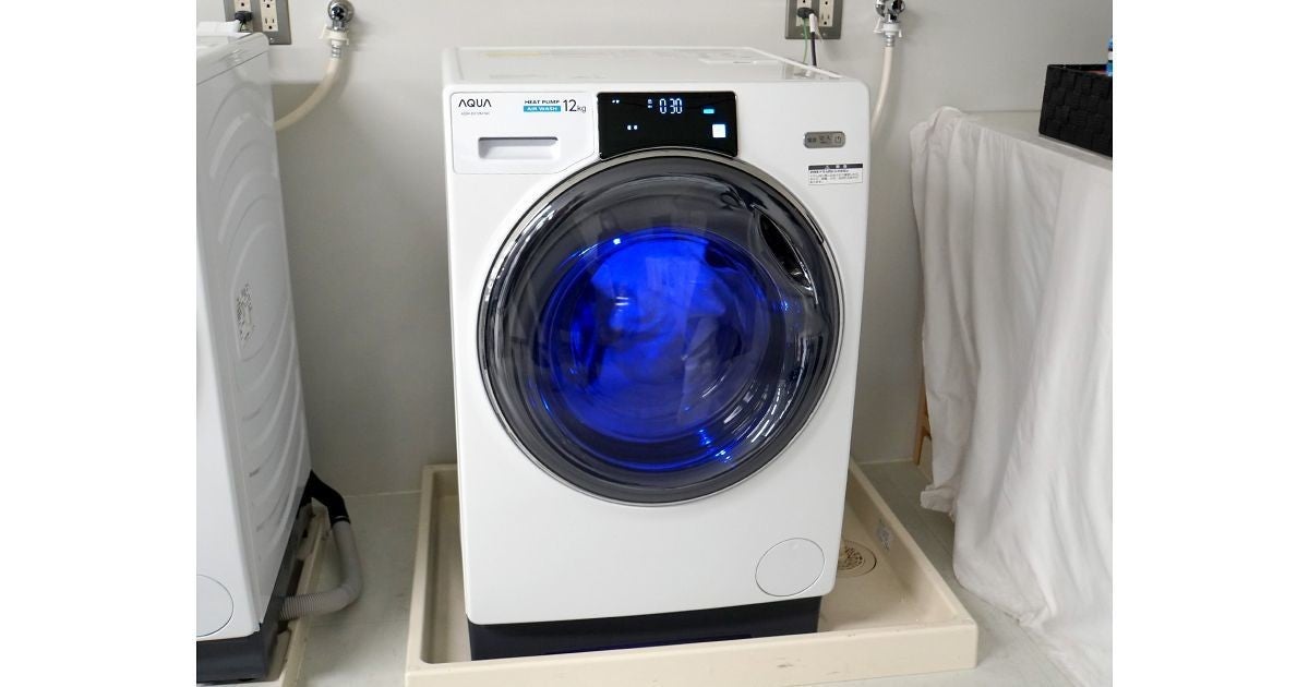アクアの洗濯乾燥機まっ直ぐドラム、本体サイズ・洗剤自動投入・除