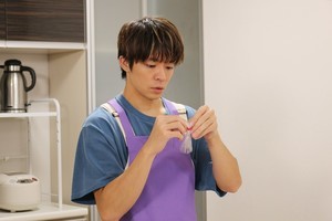 岸優太「26年間生きてきて初めて」 驚きの開封方法を紹介