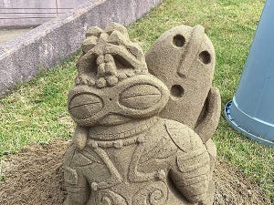 【神業】こんなに可愛い土偶と埴輪は見たことない! あまりに芸術的な砂像にSNS騒然。「可愛い! 」「目覚めたら令和に転生した件」の声