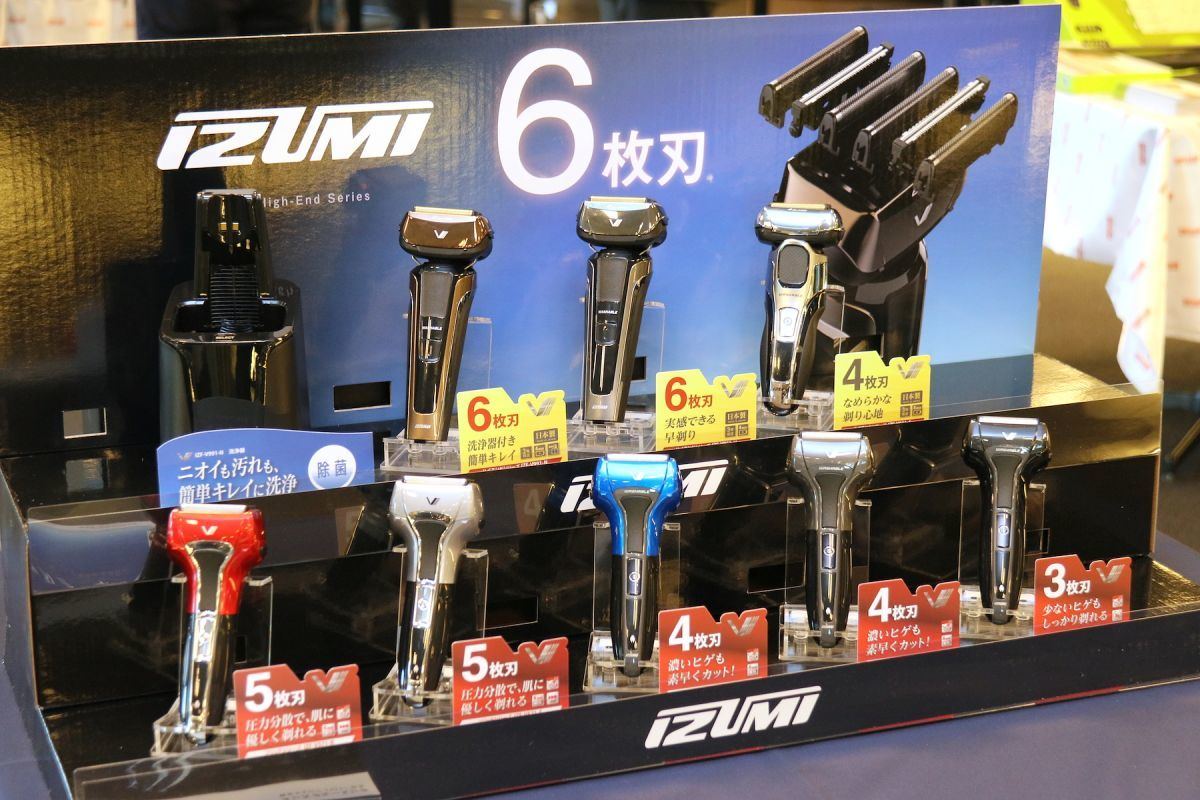 マクセルの新型6枚刃シェーバー「Z-DRIVE」、肌への密着性と動きの追従