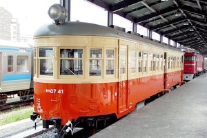 リニア・鉄道館で展示「国鉄バス第1号車」国の重要文化財に指定へ | マイナビニュース