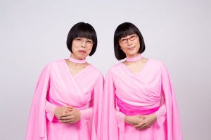 木村多江＆安藤玉恵、阿佐ヶ谷姉妹役に手ごたえ「芸人さんの気分」 ピンクのドレス姿も披露