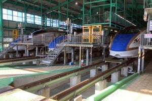 JR東日本、長野新幹線車両センター見学ツアー - E7系の床下見学も