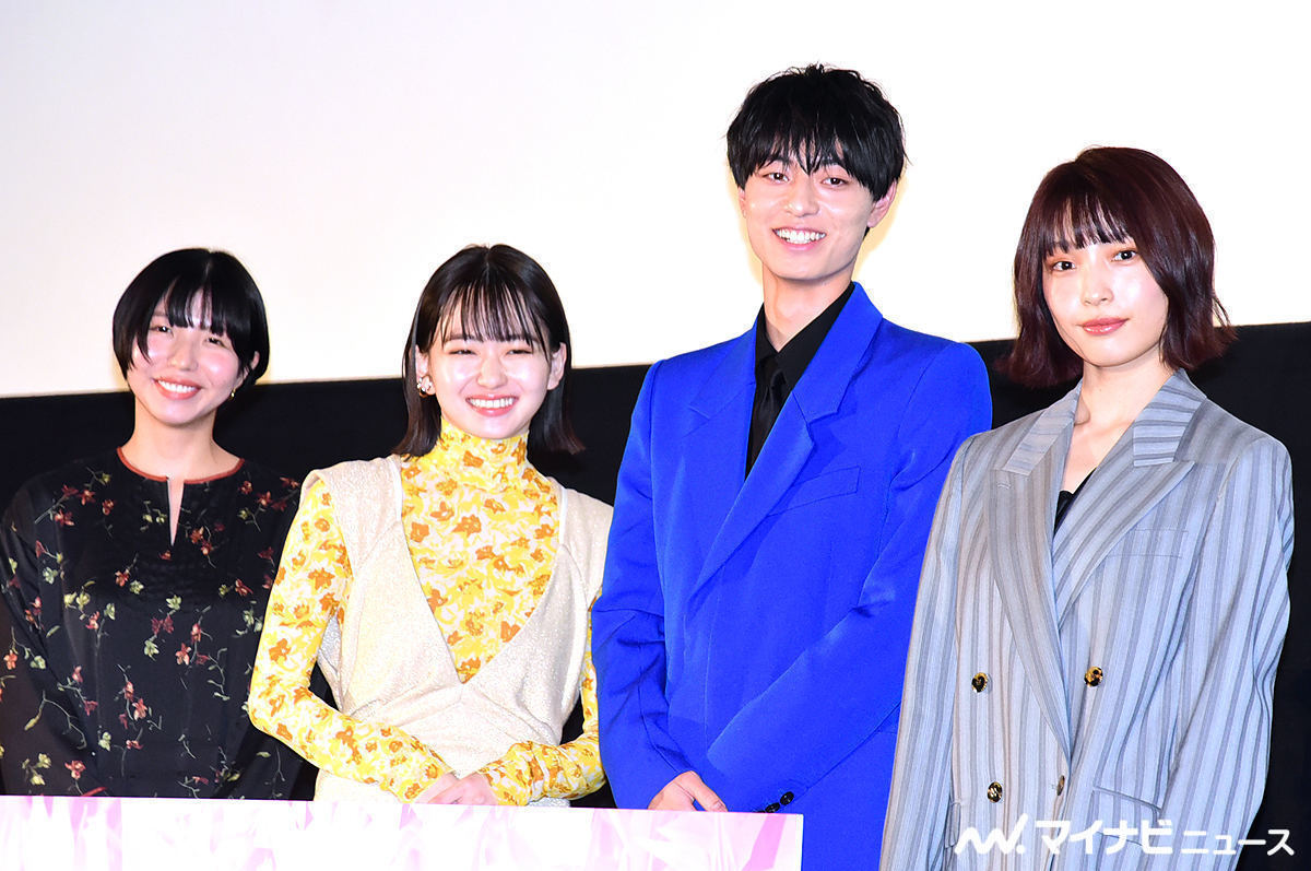 左から首藤凜監督、山田杏奈、作間龍斗、芋生悠