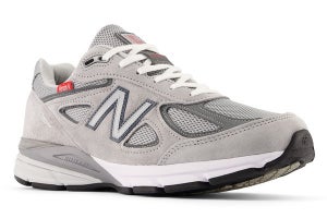 ニューバランス、「990」の四代目モデル「990v4」を復刻発売