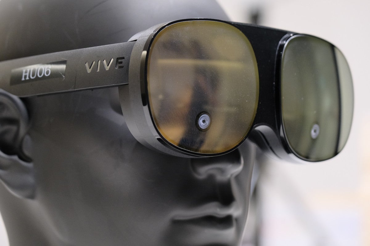 VIVE Flowを体験してきた！ メガネなしで使える手軽なVRデバイス