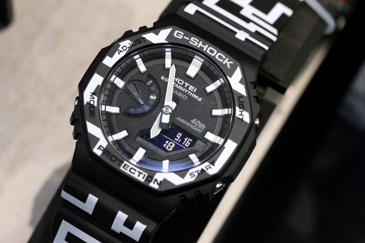 布袋寅泰 40周年記念 G-SHOCK GA-2100HT-1AJR | www.ishela.com.br