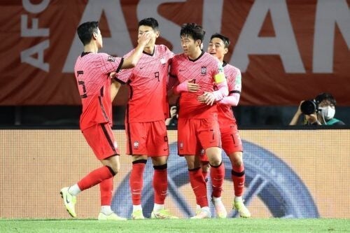 韓国がイラクに3発完勝 イランはシリア下して首位キープ W杯アジア最終予選 マイナビニュース