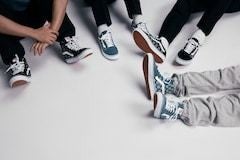 BUMP OF CHICKENのVANSコラボスニーカーと新グッズラインナップ公開