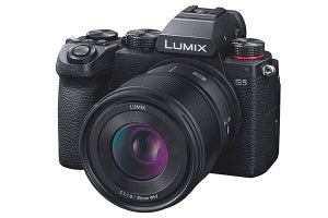 パナソニック、Lマウントの広角レンズ「LUMIX S 35mm F1.8」