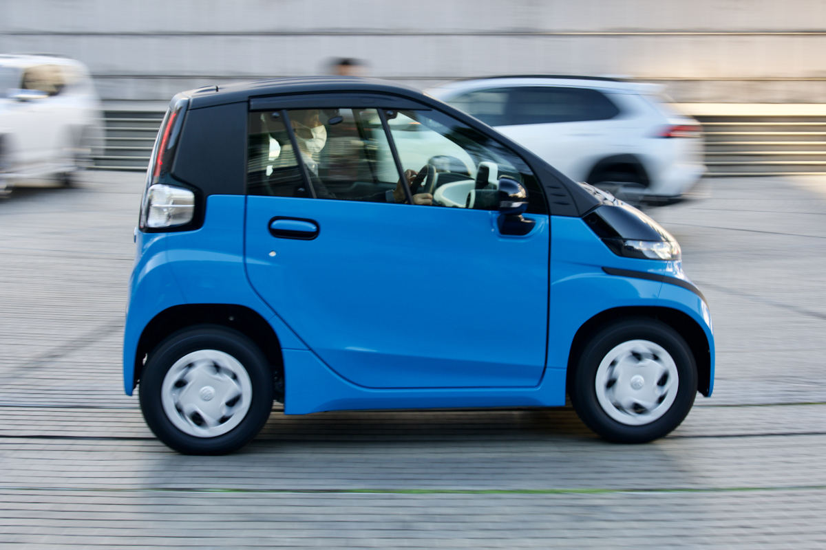 トヨタの「C+pod」