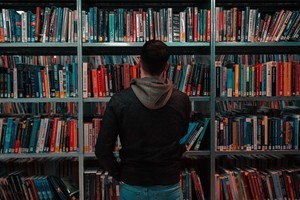 「知見」とは?「知見を広げる」の意味や使い方・例文・類語も解説