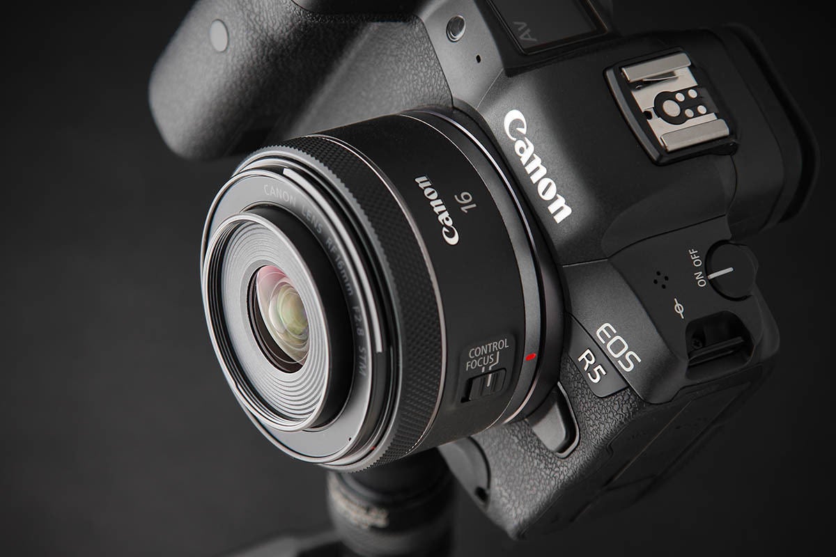 キャノン Canon  RF16mm F2.8 STM レンズ