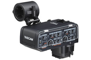 TASCAM、ミラーレスカメラ用のXLRマイクアダプター　キヤノン用など3種類