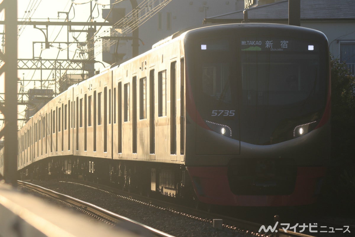 京王電鉄 大晦日に終夜運転を実施 京王ライナー迎春号 4本運行 マピオンニュース