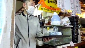 番組Dがバイトした「味のイサム」店主、ADとして『オモウマい店』取材に同行