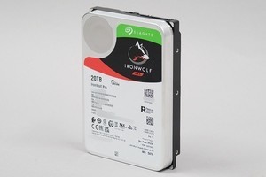 「IronWolf Pro 20TB」レビュー - 20TBの大台に突入したCMR仕様の3.5型HDD