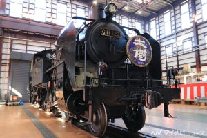 東武鉄道、蒸気機関車C11形123号機を公開 - 来春の運行開始めざす