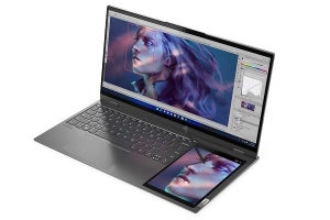 Lenovo、8型セカンドディスプレイ搭載の横長ノートPC「ThinkBook Plus Gen 3」 - CES 2022