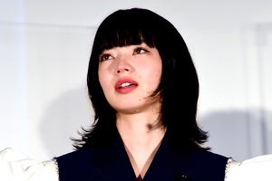 小松菜奈、結婚後初の公の場　減量し1年かけた作品に美しすぎる涙で「感無量」