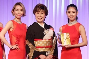 小林幸子、ラウンドガールの美貌にうっとり「素晴らしい仕事だと…」