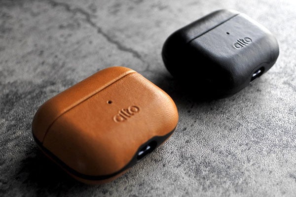 フルグレイン・レザー採用のAirPods Pro / AirPods 3用レザーケース