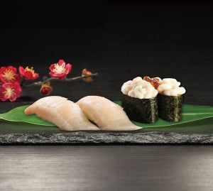 くら寿司、「とろづくし」フェア開催 - 500店舗記念として「天然肉厚大えび」が半額に!