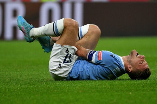 ラツィオ 038 イタリア代表に暗雲 インモービレがイタリア杯で足首を負傷 状態は深刻か マイナビニュース