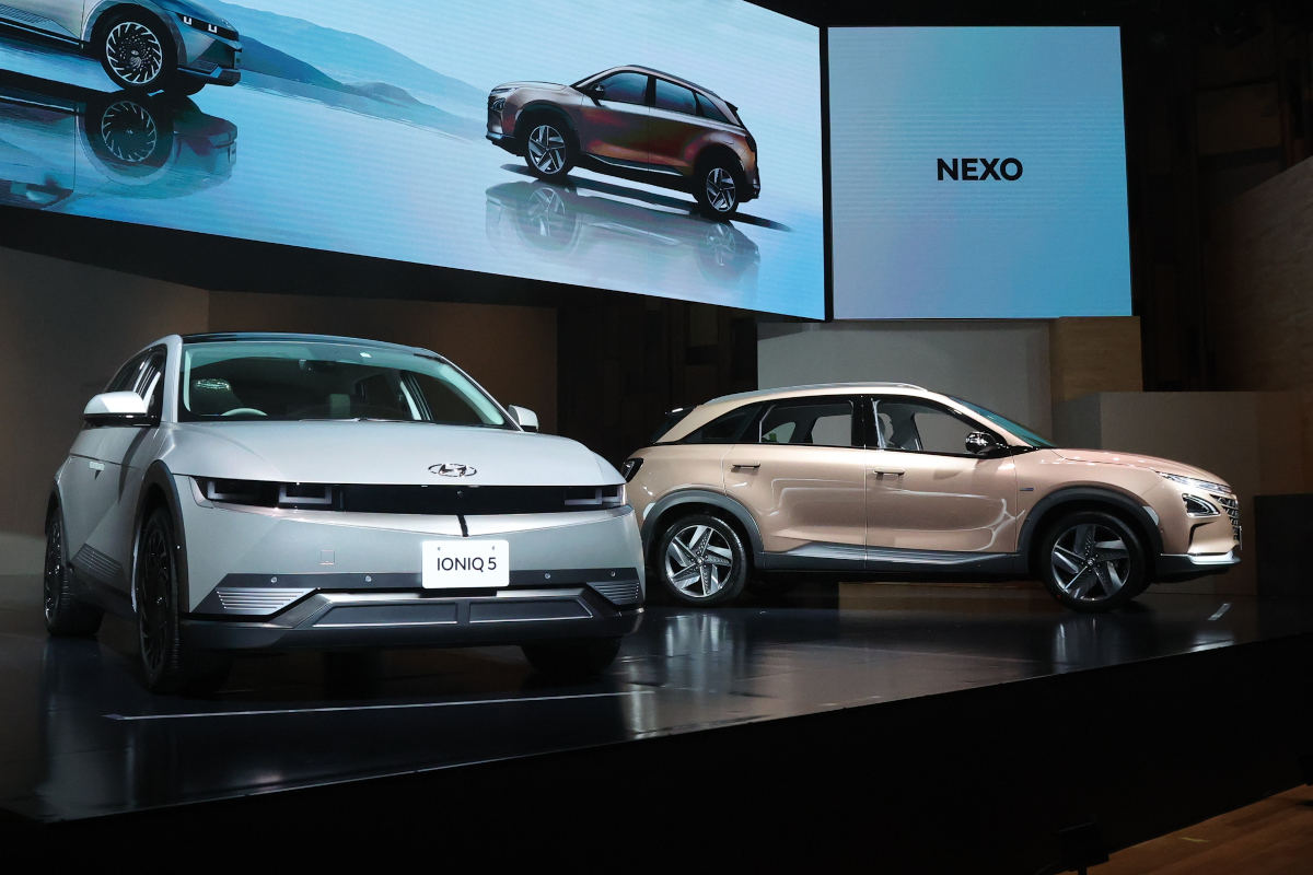 現代自動車の「IONIQ5」と「NEXO」
