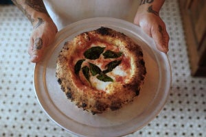 ナポリで人気の次世代ピザ「ピッツァ・コンテンポラネア」を都内で食す! 一体どんなお味? 